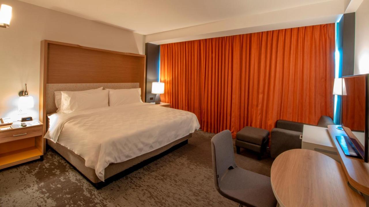 Holiday Inn & Suites - Merida La Isla By Ihg Quarto foto