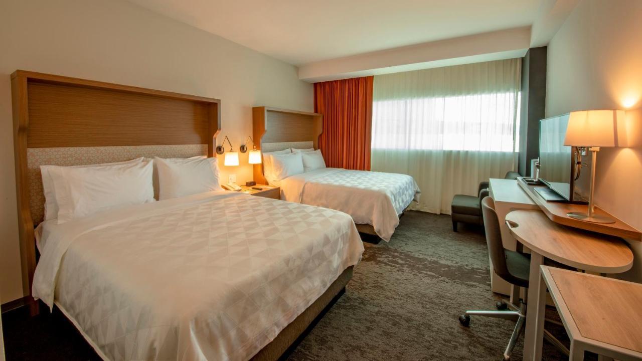 Holiday Inn & Suites - Merida La Isla By Ihg Exterior foto