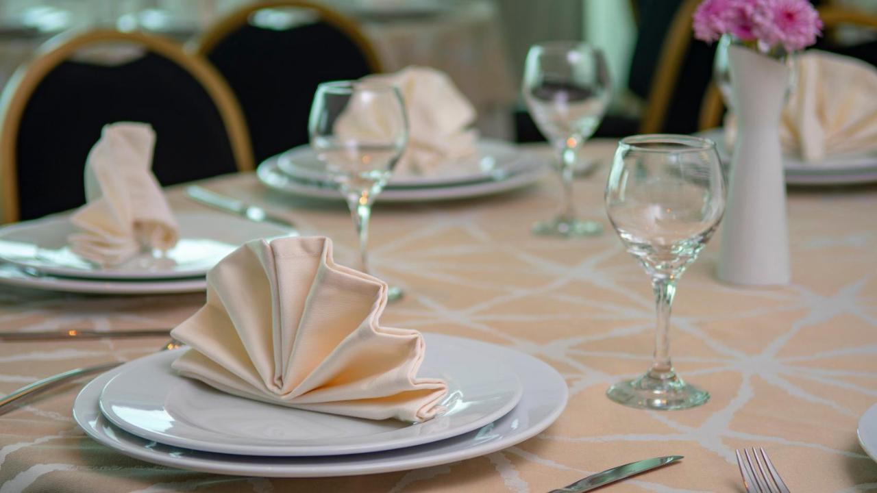 Holiday Inn & Suites - Merida La Isla By Ihg Exterior foto
