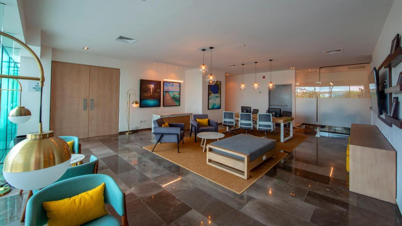 Holiday Inn & Suites - Merida La Isla By Ihg Exterior foto