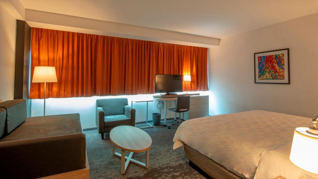 Holiday Inn & Suites - Merida La Isla By Ihg Exterior foto